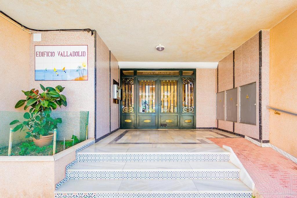 Appartement Amarillo Soleado à Torrevieja Extérieur photo