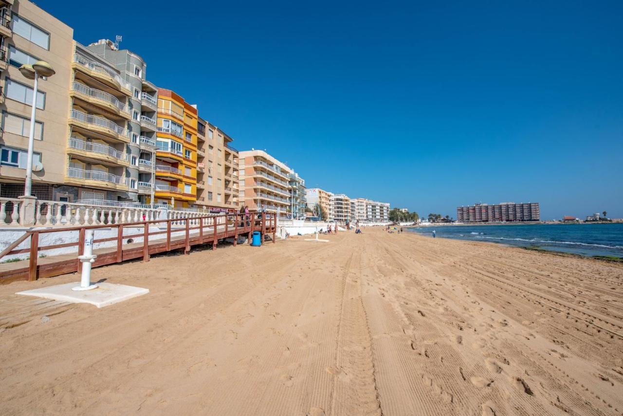 Appartement Amarillo Soleado à Torrevieja Extérieur photo