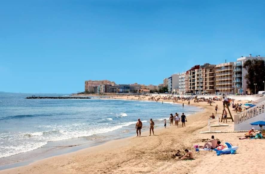 Appartement Amarillo Soleado à Torrevieja Extérieur photo